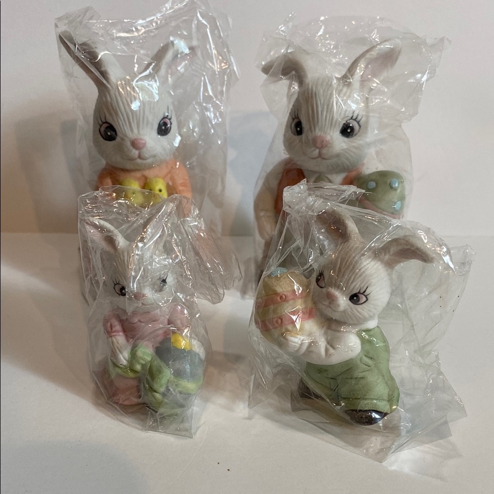 Vintage Homco Easter Bunny Holiday 4 Piece Family New e - Picture 1 of 13